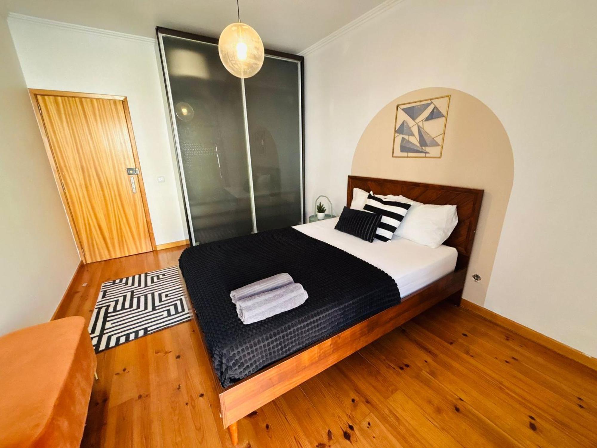 And Spacious In Lisbon, Ideal For Tourists