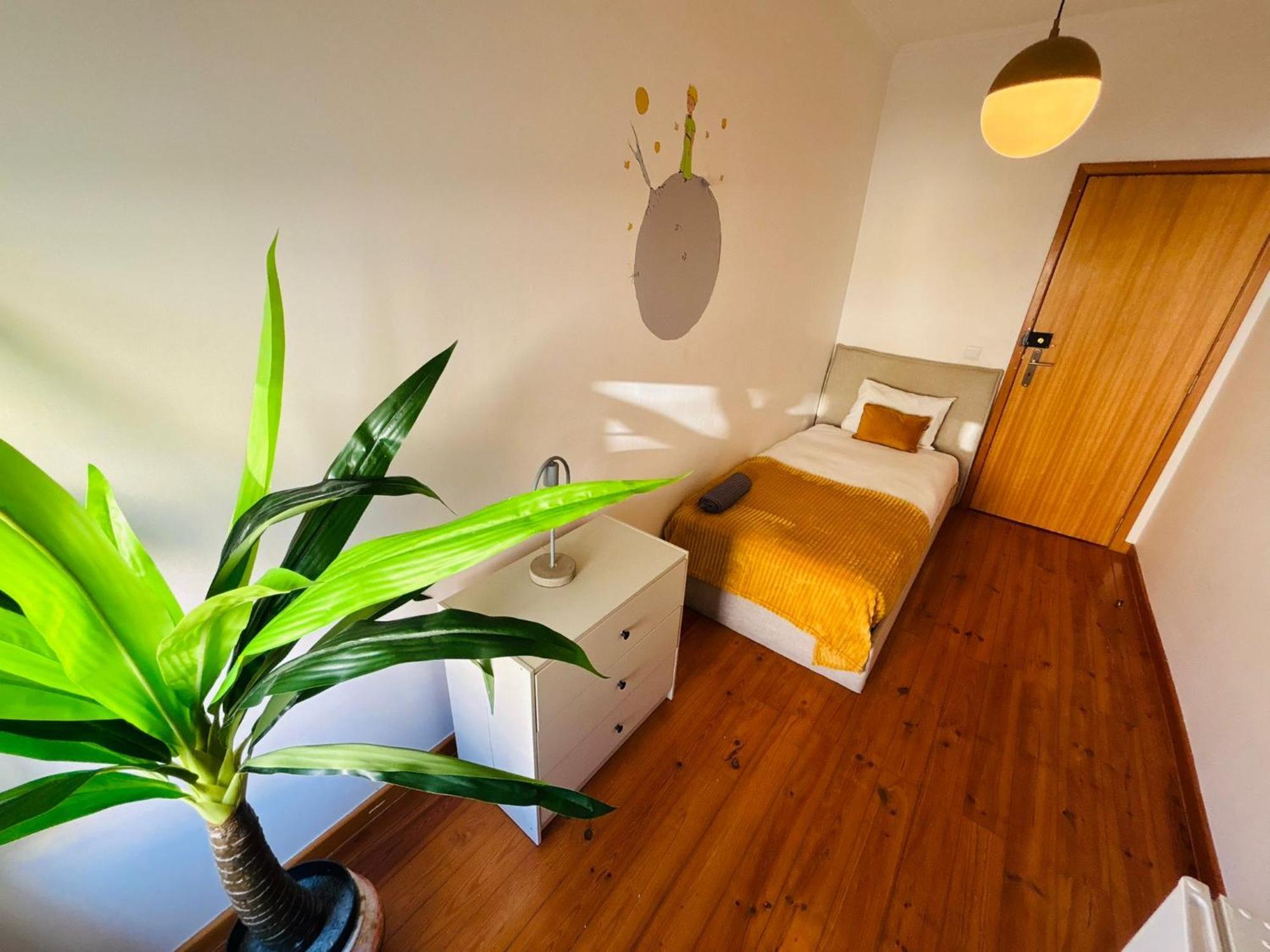 And Spacious In Lisbon, Ideal For Tourists * Lisboa