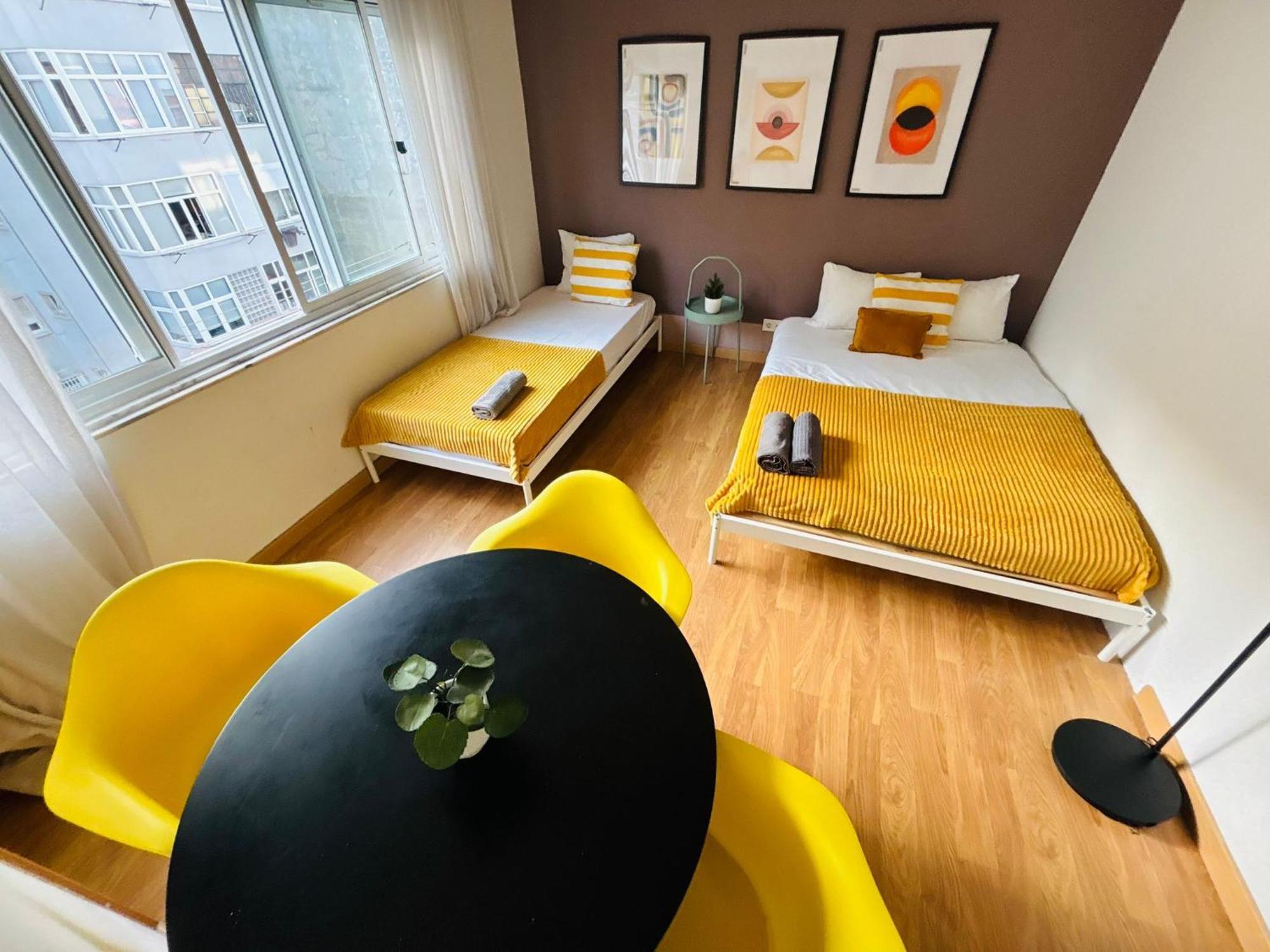 And Spacious In Lisbon, Ideal For Tourists *