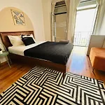 Nice And Spacious In Central Lisbon, Ideal For Tourists